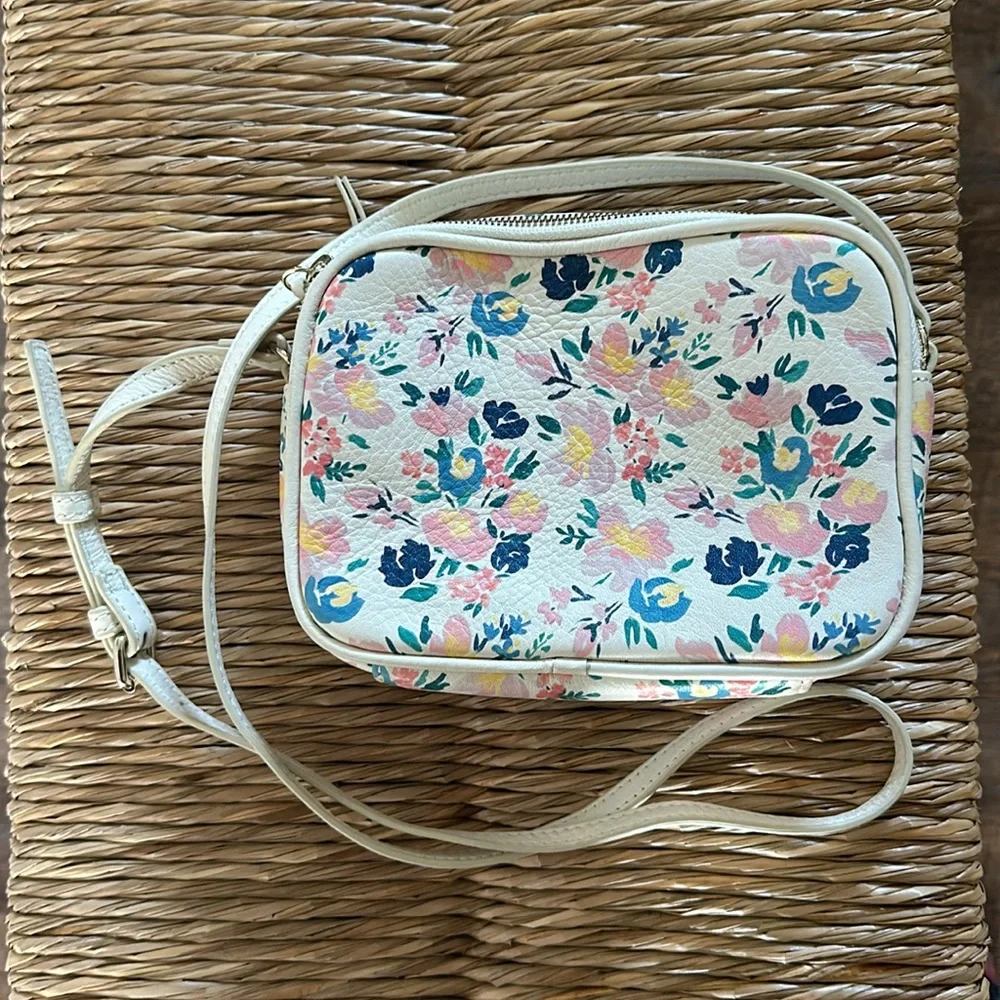 Mark & Graham crossbody floral bag ❤️ - Picture 5 of 12